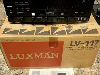 Luxman LV-117 - 110 Watt / Ch Integrated A For Sale