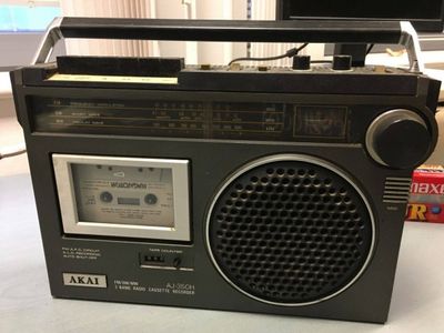 Radio portatile AKAI