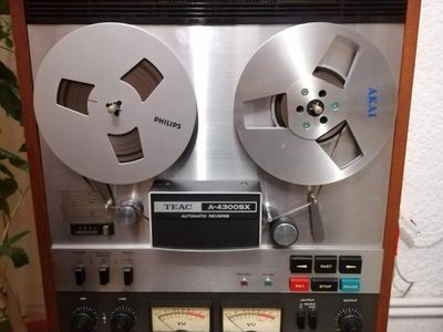 TEAC A-4300Sx 1/4 2-Track Reel to Reel Tape Recorder