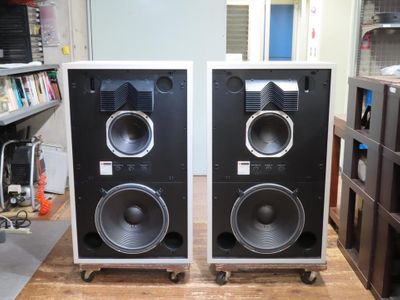 Used JBL 4343 Bookshelf speakers for Sale | HifiShark.com