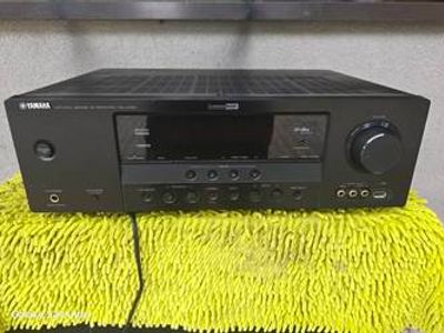 Deals Yamaha Natural Sound AV Receiver RX-463