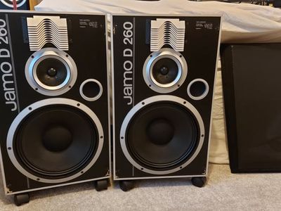 Jamo sales d260 speakers