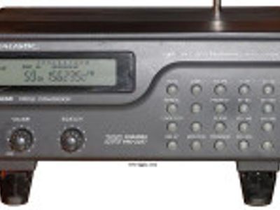 Vintage Realistic Pro-33 Programmable Scanner Radio