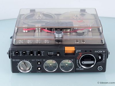 Retro Tech Dreams on X: Sony TC-510 (1977) portable tape recorder
