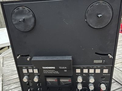 Tandberg TD-20A Hi speed 2 track 15ips Reel to Reel tape master recorder  CIRR For Sale - Canuck Audio Mart