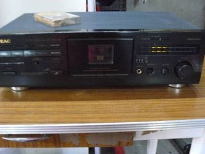 Teac V 1030, registratore a cassette