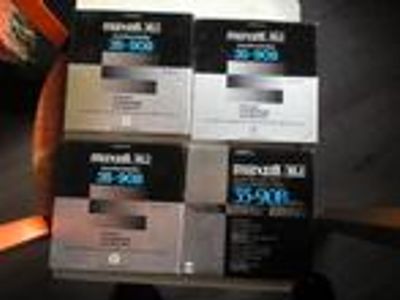 Maxell XLII 35-90 EE 1/4 inch Reel to Reel Tape, Hobbies & Toys, Music &  Media, Vinyls on Carousell