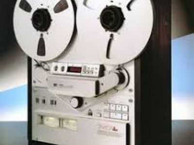 Akai GX-747 DBX VU Reel to Reel Tape Deck for sale on  and Reverb. 