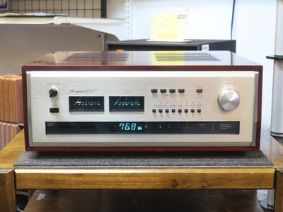 Used Accuphase T-104 Tuners for Sale | HifiShark.com