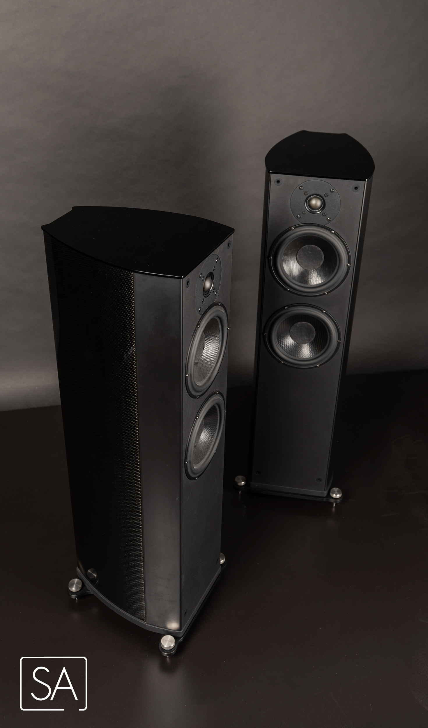 For sale Wilson Benesch Curve Loudspeaker